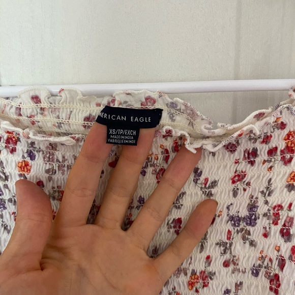 American Eagle Smocked/Ruched Top - Picture 2 of 4